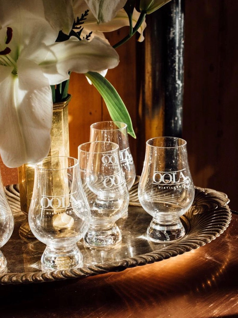 "OOLA" Monogramed Glencairn Glass