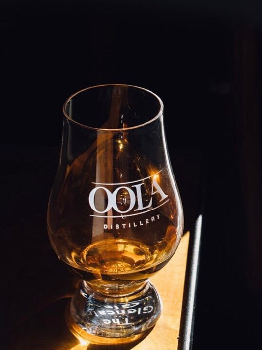 "OOLA" Monogramed Glencairn Glass